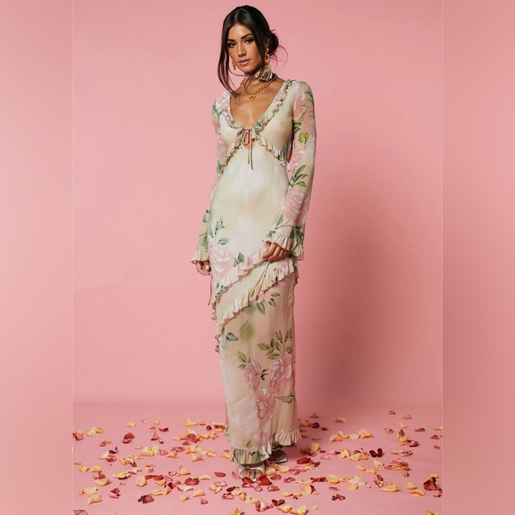 Isabelle Quinn Louisa Maxi Dress - Picture 9 of 12